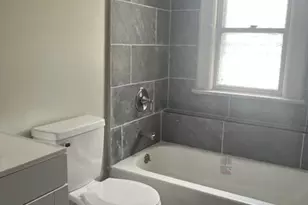 22 Burton St, Hartford, CT 06112 - Photo 5