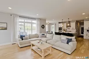 4 Arbor Wy, Suffield, CT 06078 - Photo 3