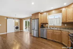 18 Perry Hill Rd, Shelton, CT 06484 - Photo 7