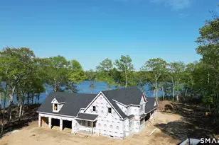 60 Heritage Rd, East Lyme, CT 06333 - Photo 1