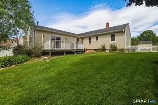 35 Birchwood Square, Stratford, CT 06614 - Photo 5