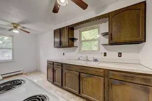 37 Spring View Ln, Windham, CT 06226 - Photo 15