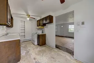 37 Spring View Ln, Windham, CT 06226 - Photo 13