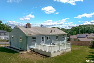 47 Juniper Ridge Dr, Waterbury, CT 06708 - Photo 3