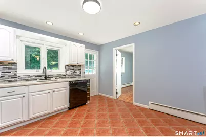 47 Juniper Ridge Drive, Waterbury, CT 06708 - Photo 11