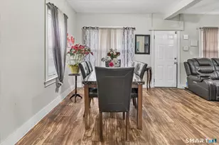 33 Murray St, Ansonia, CT 06401 - Photo 9