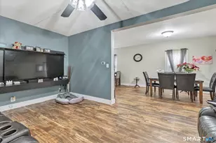 33 Murray St, Ansonia, CT 06401 - Photo 7
