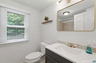 5 Lawton Dr, Simsbury, CT 06070 - Photo 25