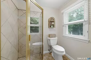 5 Lawton Dr, Simsbury, CT 06070 - Photo 31