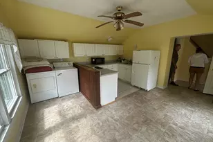 86 State St, Guilford, CT 06437 - Photo 13