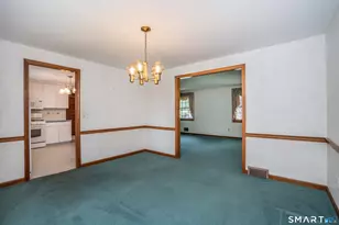 71 Bainton Rd, West Hartford, CT 06117 - Photo 11