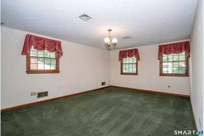 71 Bainton Road, West Hartford, CT 06117 - Photo 21