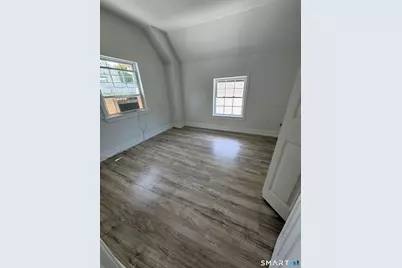 202 Goddard Avenue, Bridgeport, CT 06610 - Photo 15