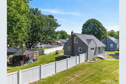 1 Leonard Road, Enfield, CT 06082 - Photo 7
