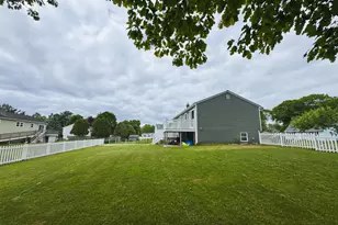 3 Oriole St, Stonington, CT 06379 - Photo 5