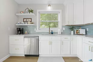 270 Elm St, Groton, CT 06340 - Photo 15