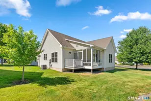 31 Gooseberry Dr, Suffield, CT 06078 - Photo 3