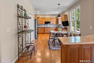 31 Gooseberry Dr, Suffield, CT 06078 - Photo 11