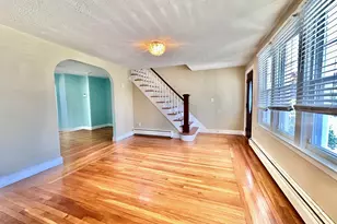 416 Lighthouse Rd, New Haven, CT 06512 - Photo 7