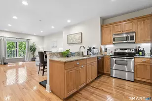 71b Osborne Ave, Norwalk, CT 06855 - Photo 5