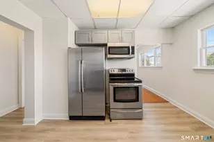 714 A Madison Ave, Bridgeport, CT 06606 - Photo 5