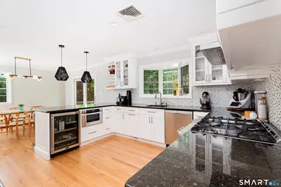 25 Griffith Road, Greenwich, CT 06878 - Photo 3