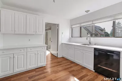 85 Viscount Drive #2E, Milford, CT 06460 - Photo 15