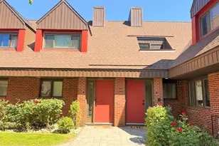 118 Montoya Dr, Branford, CT 06405 - Photo 1
