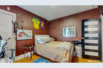 107 Fairview Avenue, Bridgeport, CT 06606 - Photo 11