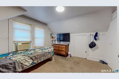 107 Fairview Avenue, Bridgeport, CT 06606 - Photo 31