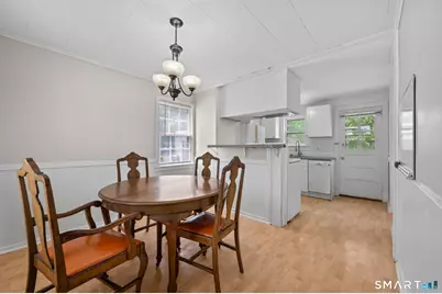 4 Waddell Road, Manchester, CT 06040 - Photo 5