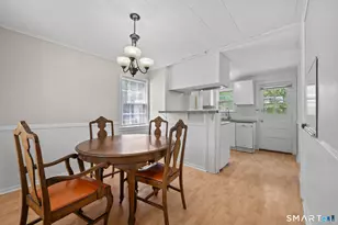 4 Waddell Rd, Manchester, CT 06040 - Photo 5