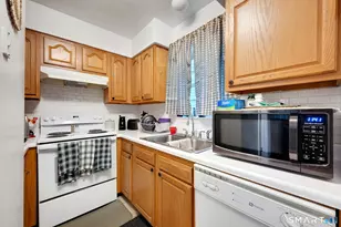 20 Hanover St, Stamford, CT 06902 - Photo 13