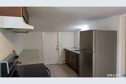 657 Naugatuck Avenue #2nd floor, Milford, CT 06461 - Photo 3