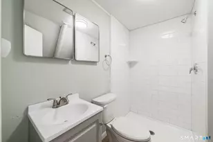 714 B Madison Ave, Bridgeport, CT 06606 - Photo 9