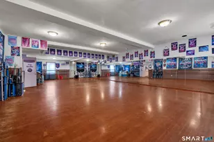 128 Church St, Hamden, CT 06514 - Photo 31