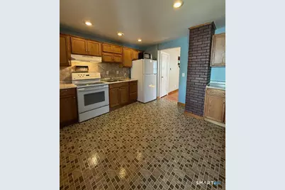17 New Hampshire Drive, New Britain, CT 06052 - Photo 3