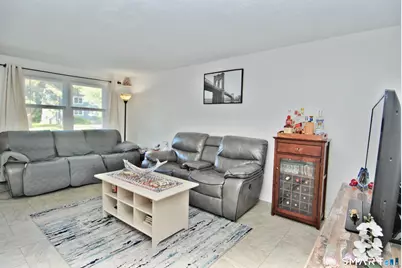 109 Greens Loop #109, Cheshire, CT 06410 - Photo 5