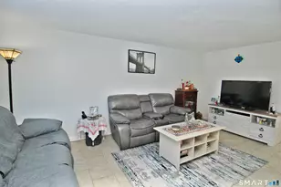 109 Greens Loop, Cheshire, CT 06410 - Photo 3