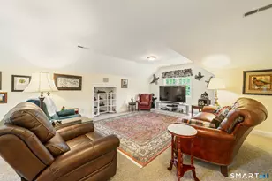 117 Chippenwood Ln, Bristol, CT 06010 - Photo 23