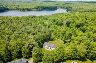 117 Chippenwood Ln, Bristol, CT 06010 - Photo 35