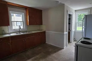86 Main St, East Windsor, CT 06088 - Photo 3
