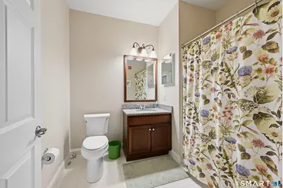 1011 Brookside Court #1011, Newtown, CT 06470 - Photo 25