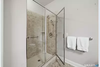 1011 Brookside Court #1011, Newtown, CT 06470 - Photo 21