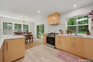 24 Wills Rd, Newtown, CT 06470 - Photo 9