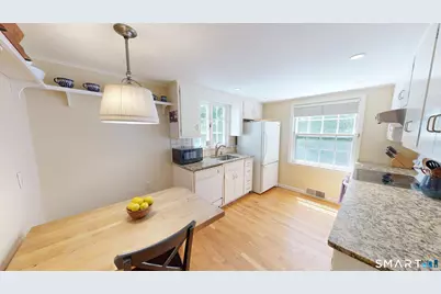 76 Hillsboro Drive, West Hartford, CT 06107 - Photo 11