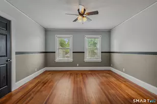 891 Bank St, New London, CT 06320 - Photo 17