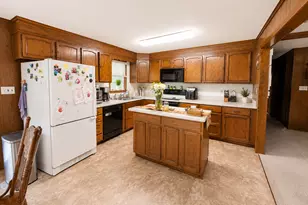 211 Leonard Rd, Stafford, CT 06076 - Photo 7