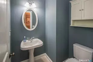 6 Lawrence Ave, Danbury, CT 06810 - Photo 17