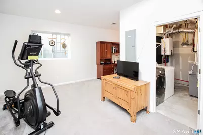 6 Lawrence Avenue #6, Danbury, CT 06810 - Photo 25